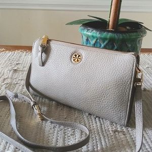 🌹EUC-Tory Burch Robinson wallet/bag